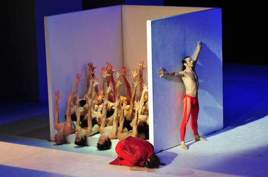 Danse : Le Ballet Béjart Lausanne triomphe au Palais des Congrès de Paris !