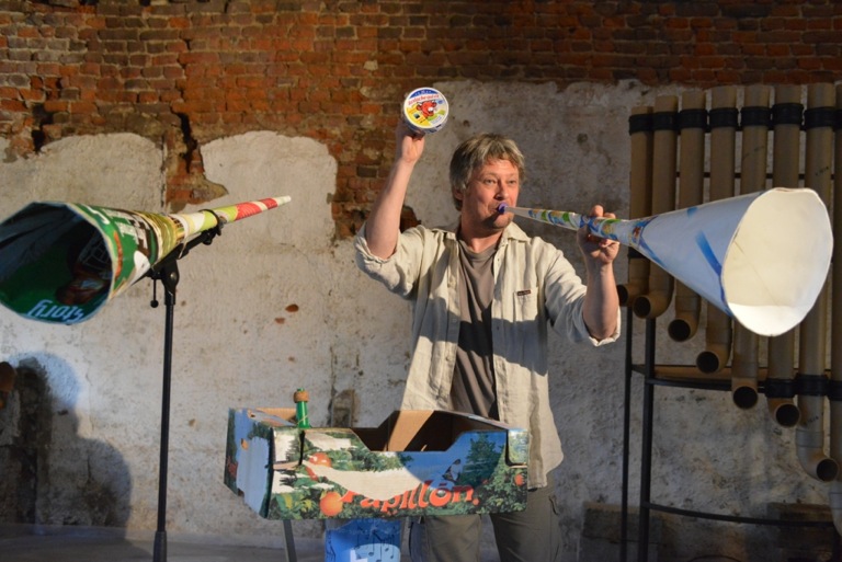 Théâtre : "L'orchestre de papier" au Grand Parquet