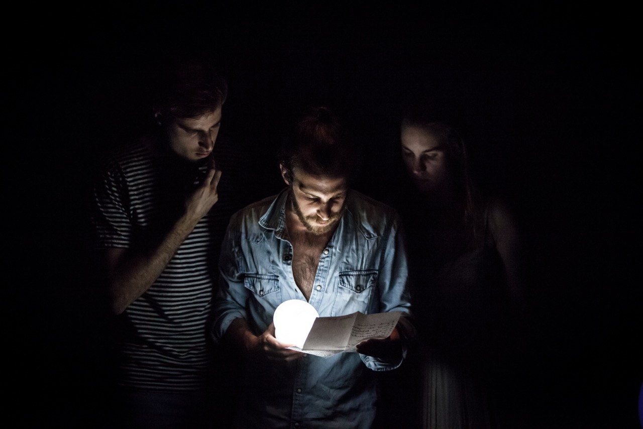 Théâtre : le Collectif du Grand Cerf Bleu décoiffe La Mouette de Tchekhov au Centquatre  : jubilatoire !