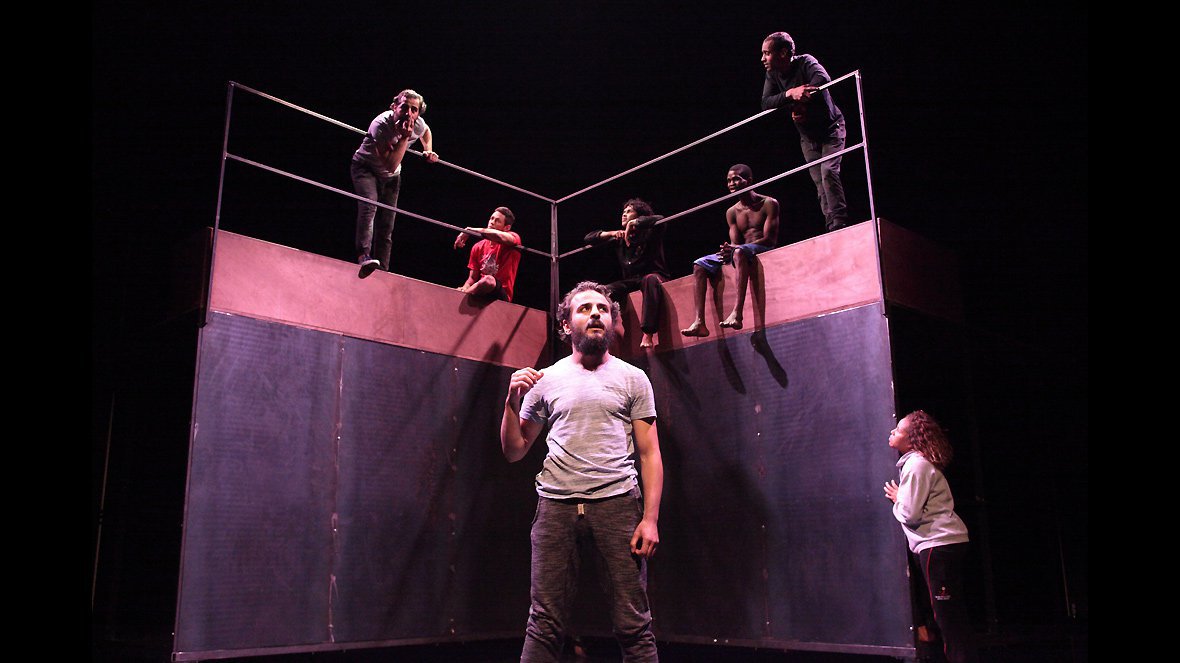 Théâtre : Laurent Poncelet et sa troupe dynamitent les bords du monde
