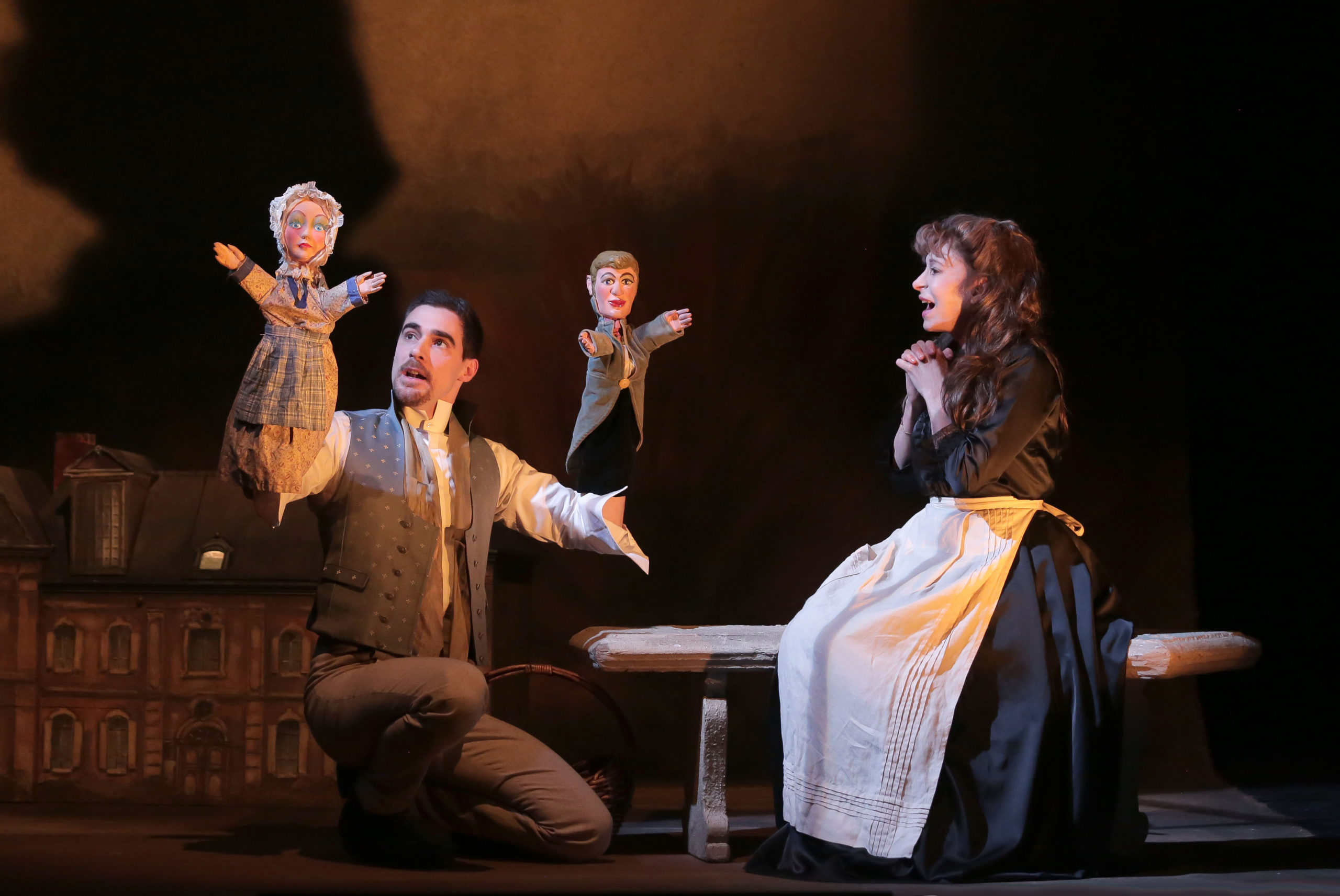 Théâtre : « Marie des poules » de Gérard Savoisien au Studio des Champs Elysées