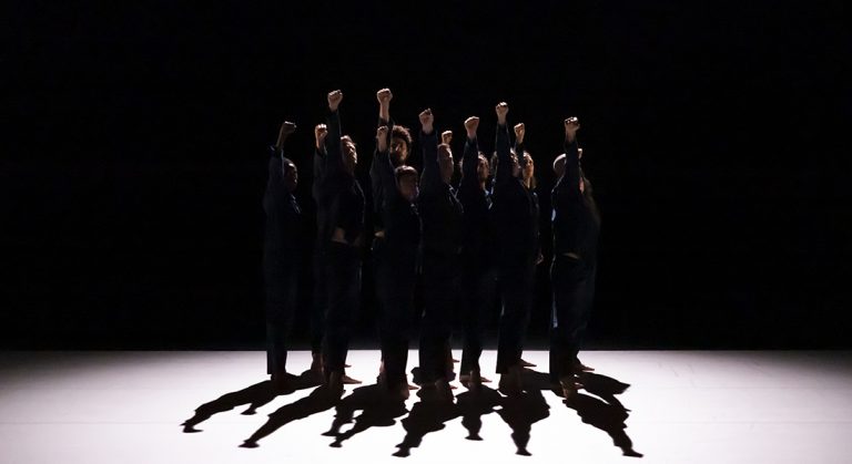 Danse : « Navy Blue » de Oona Doherty au Théâtre de Chaillot