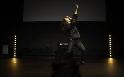 Chansigne : « Je(s) » de Emmanuelle Laborit et Jennifer Lesage-David