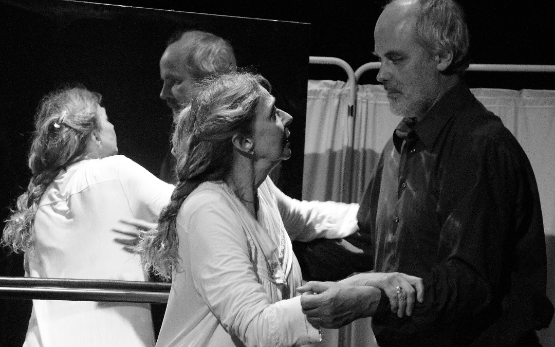 Théâtre : « Est-ce que vous pouvez laisser la porte ouverte en sortant ? » de Antoine Lemaire